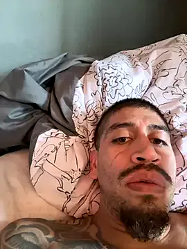 Freechat busnfatnutsLildee on StripChat