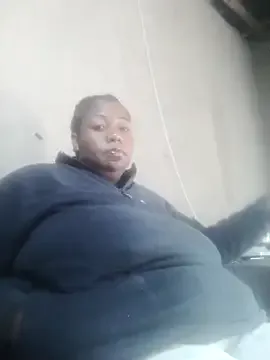 Freechat bustyboobs27 on StripChat