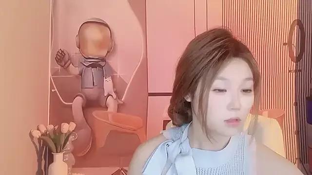 CAICAI_BABY from StripChat is Freechat