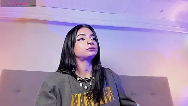 CamileMonteiro from StripChat is Freechat