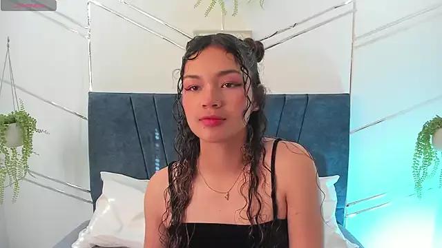 Camilla_Miller01 from StripChat is Freechat