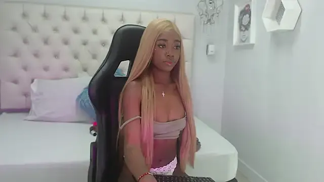 Private candyy_ebony on StripChat