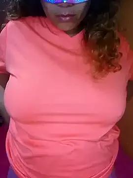 Canela_2020 from StripChat