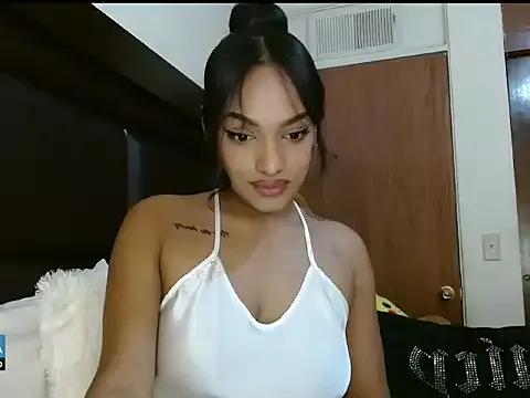 caribeanmelxy from StripChat is Freechat