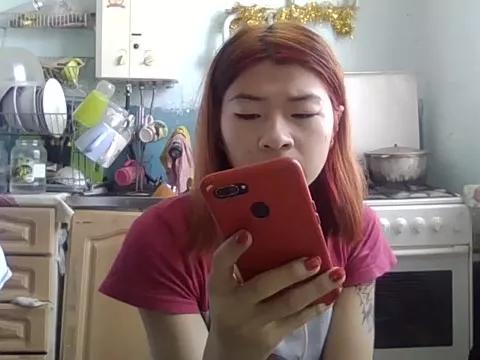 CarlyJoy from StripChat