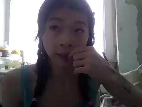 CarlyJoy from StripChat