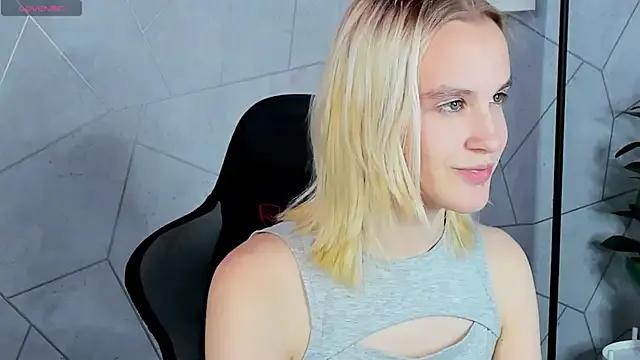Carolin_Miller from StripChat is Freechat