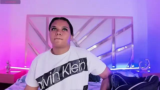 Carolina_Morenna from StripChat is Freechat