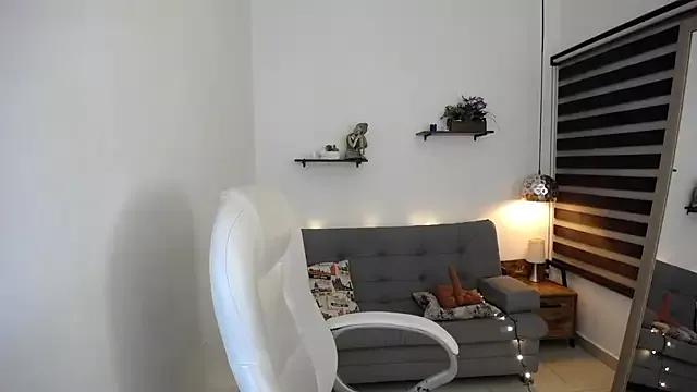 Caroline_Restrepo_26 from StripChat is Freechat