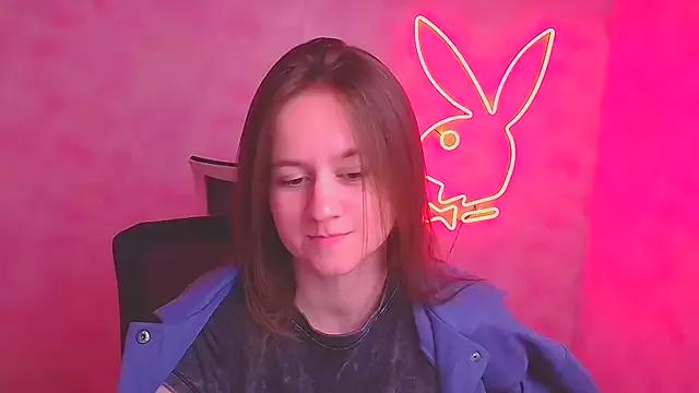 Catherine_e from StripChat is Freechat