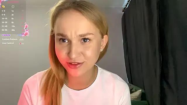 CatrinaShedrick from StripChat is Freechat
