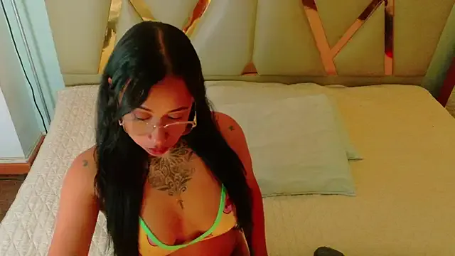 Freechat cattaleeyaa on StripChat