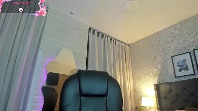 celeste__clark from StripChat is Freechat