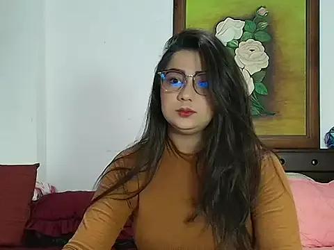 Charlotte_Richardson from StripChat is Freechat