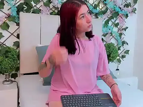 Private CharlotteBlossom on StripChat