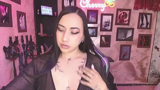 cherryy_bombshelll from StripChat is Freechat
