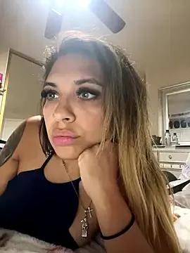 Chicagobabe from StripChat is Freechat