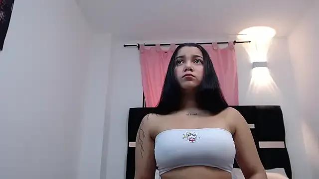chloe-sweet- from StripChat is Freechat