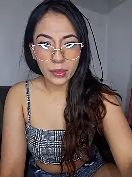 Private chloebrownn03 on StripChat