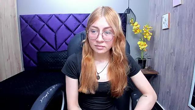 ChloeCampbell03 from StripChat is Freechat