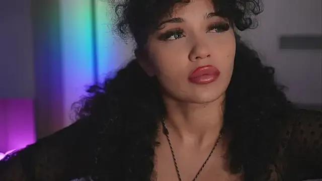 ChloeJoyce from StripChat is Freechat