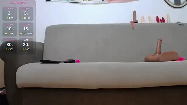 CinnaMorena from StripChat is Freechat