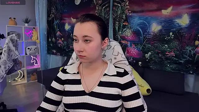 ClaraParks from StripChat is Freechat