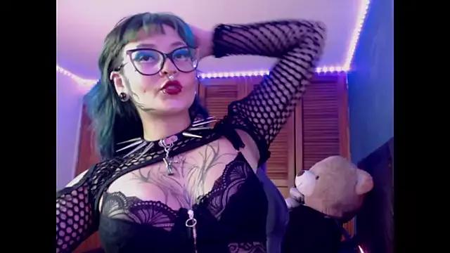 Cloe_brycee from StripChat is Freechat