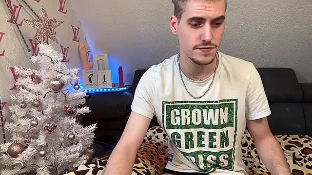 Freechat Cookieboy88 on StripChat