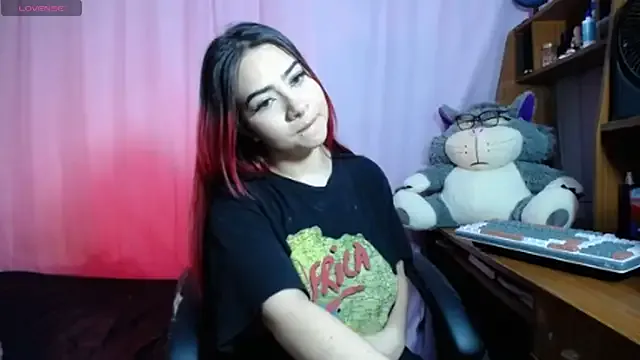 Freechat corallwells on StripChat