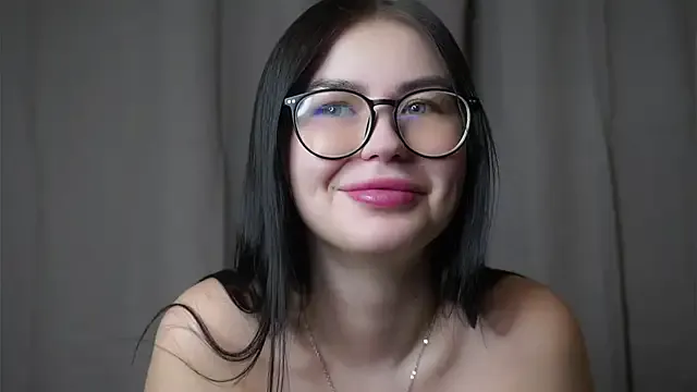 Freechat CoreenYorton on StripChat