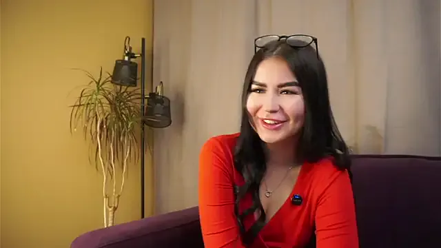 Freechat CoreenYorton on StripChat