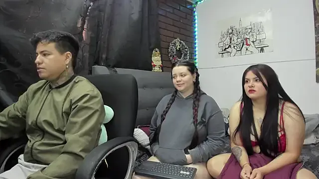 Freechat CrisabellssEden on StripChat