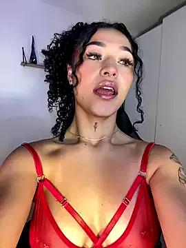Crystal_Dluna from StripChat is Freechat