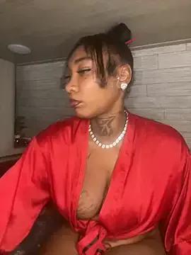 CUMQUEEN-XXX69 from StripChat is Freechat