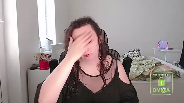 Freechat cute_and_hot on StripChat