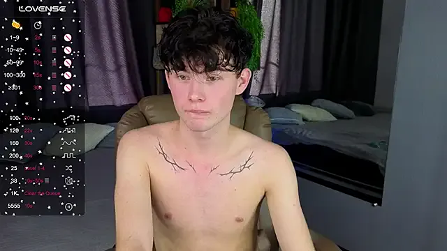 Freechat Cute_Mike on StripChat