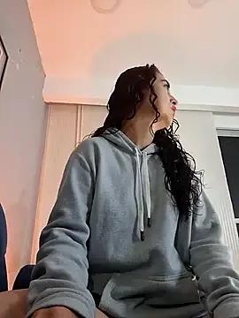 DAHIANARUIZ from StripChat is Freechat