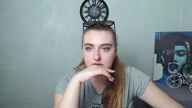 DanaTiipls_ from StripChat is Freechat