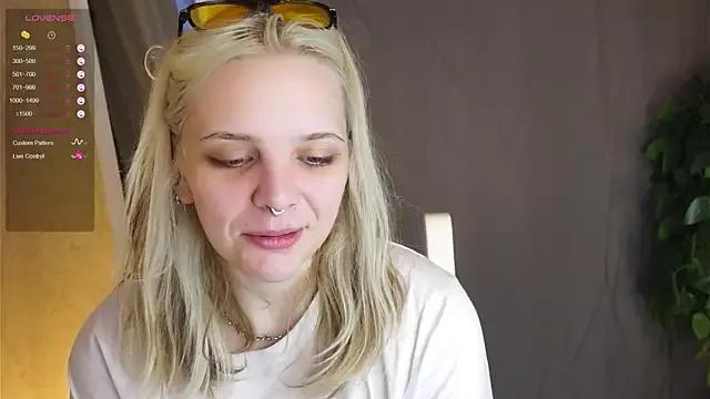 DarelGoulder from StripChat is Freechat