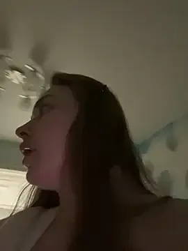 Freechat DeniMilkyyyyy on StripChat