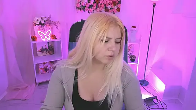 Freechat DiaAngell on StripChat
