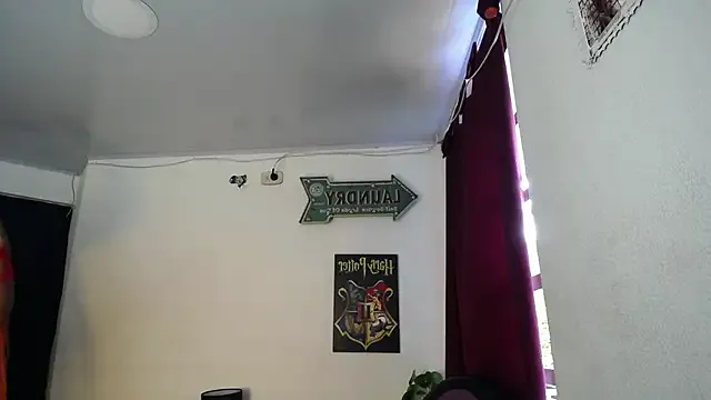 Freechat diabla_sexyboobs on StripChat