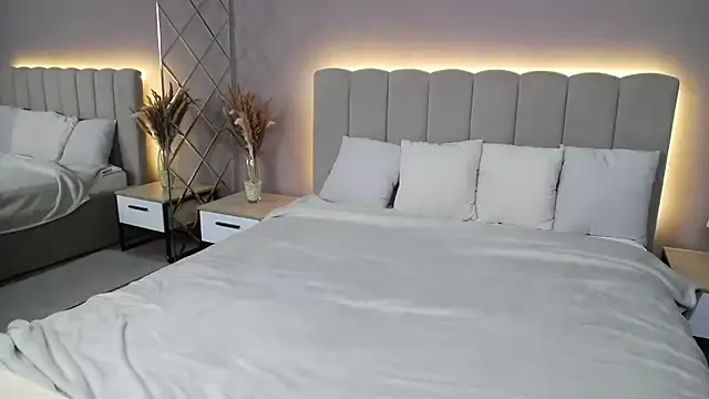 Private DianaMello on StripChat