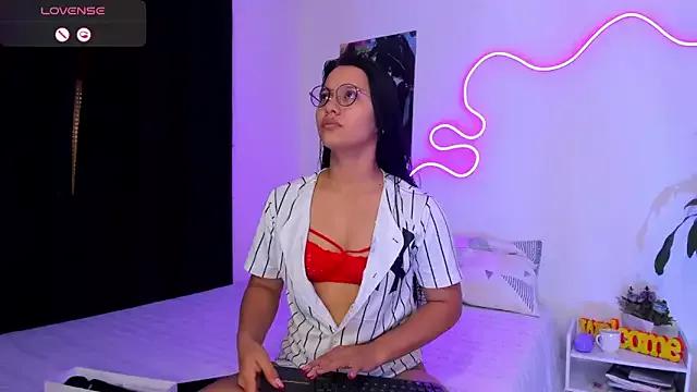 Dilan_and_Mia from StripChat