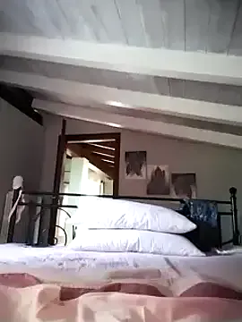 divinaerotica on StripChat 