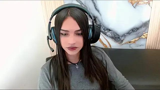 Dollbehavior_ from StripChat