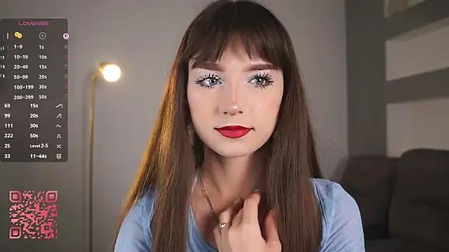 DreamyDaisy from StripChat is Freechat