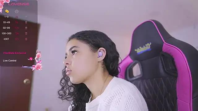 dulce_desire_ from StripChat is Freechat