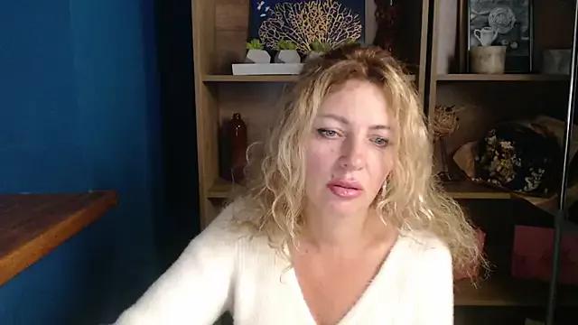 Elegance_lady from StripChat